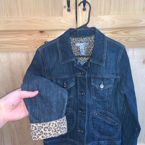 Chico’s platinum denim jean button front jacket size 1 (M/8) - Picture 3 of 6
